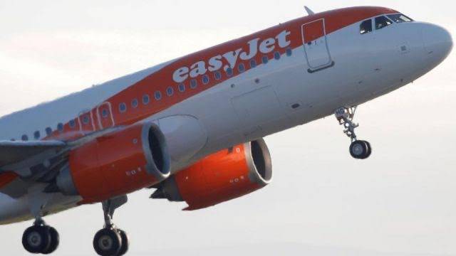 EasyJet Flight from Poland to the UK safely diverts to Prague after bomb threat