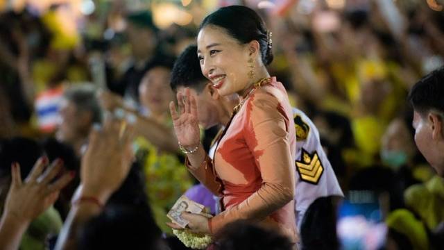 Thai palace says princess Bajrakitiyabha, collapses from a heart condition