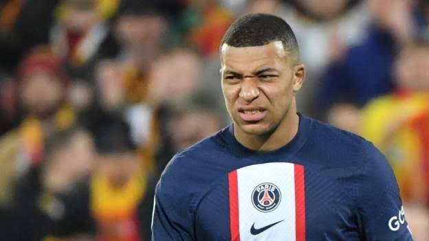 Lens 3-1 Paris St-Germain: PSG lose it’s first game since March
