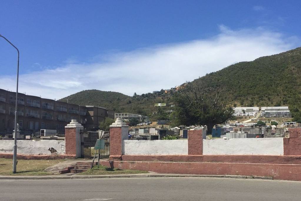Public cemetery full in Sint Maarten