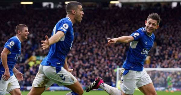 Everton 1-0 Arsenal: Sean Dyche off to a dream start