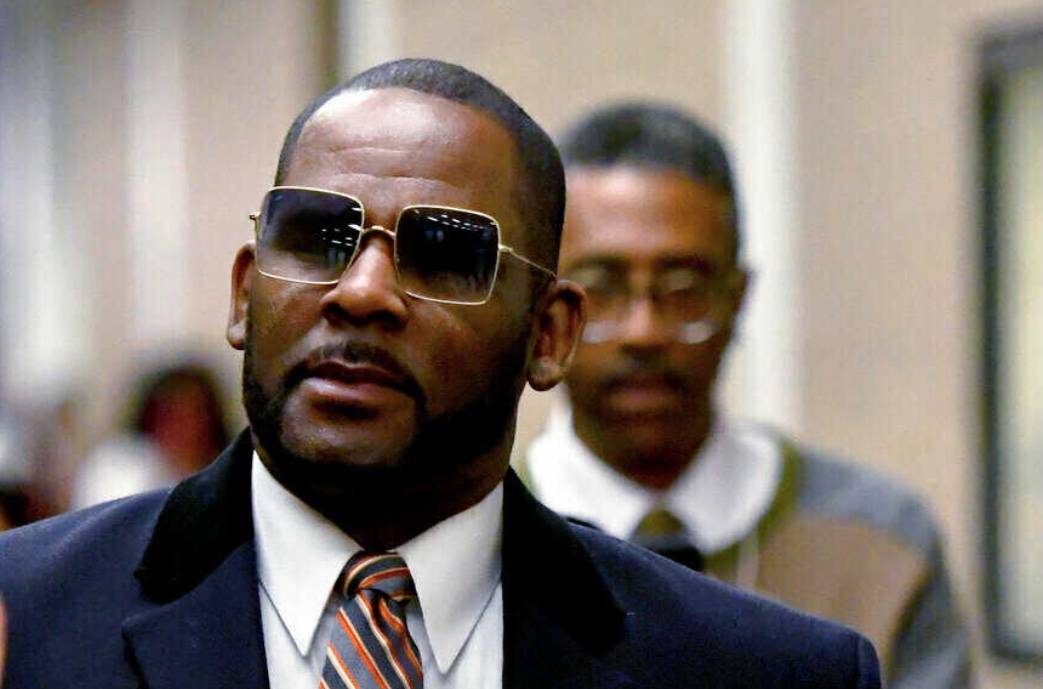 US prosecutors ask for 25 more years in prison for R Kelly