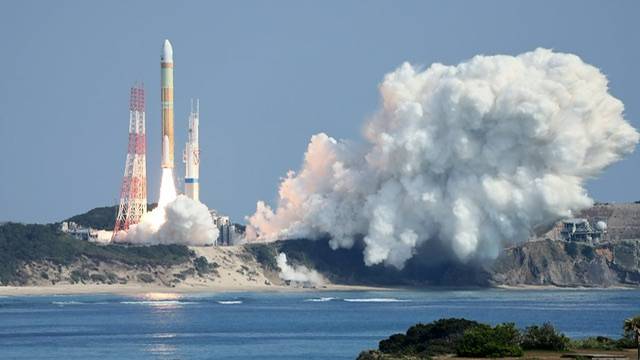 Japan forced to blow up flagship H3 rocket in a failed launch