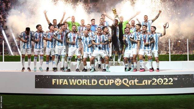 Fifa switches back World Cup 2026 to four-team group format