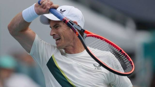 Andy Murray loses to Dusan Lajovic in straight sets at Miami Open 2023