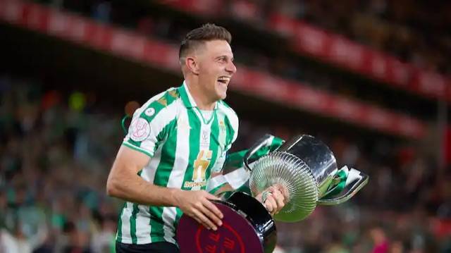 Spain and Real Betis legend Joaquin announces to retire at end of season