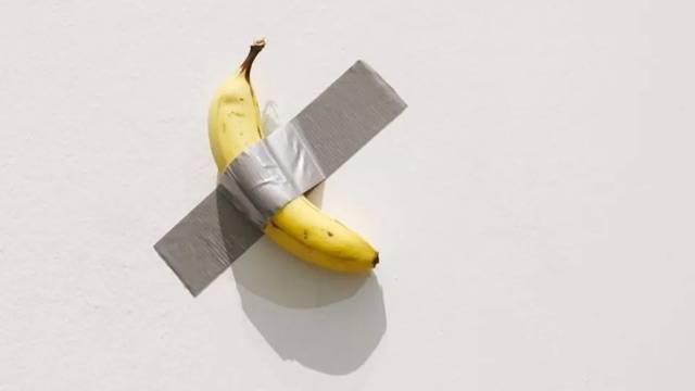 Maurizio Cattelan’s Banana artwork eaten by South Korean museum visitor