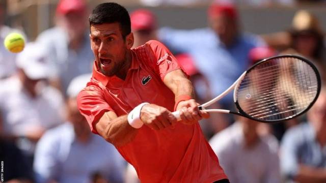 Novak Djokovic defeats Karen Khachanov to reach semi-finals