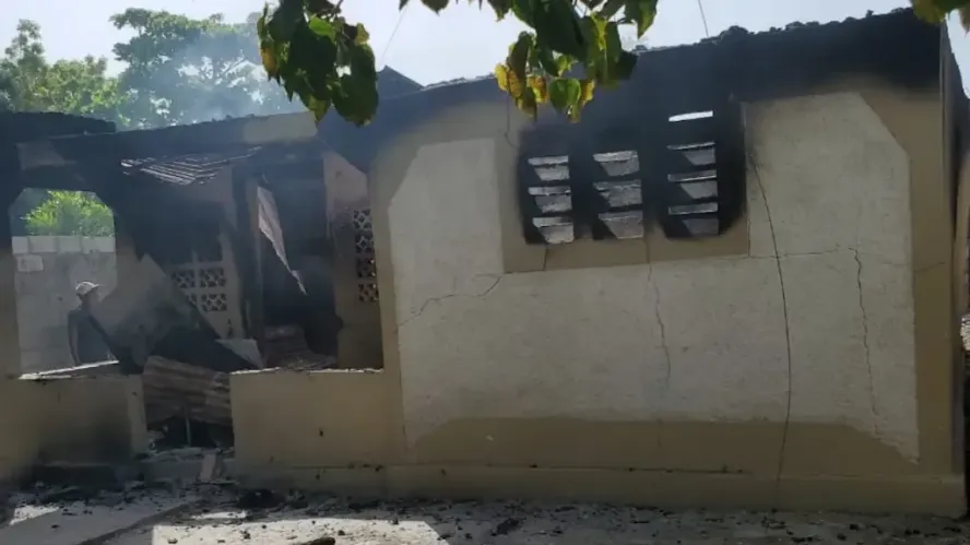 Haitian broadcaster Radio Antarctique burned down in gang attack
