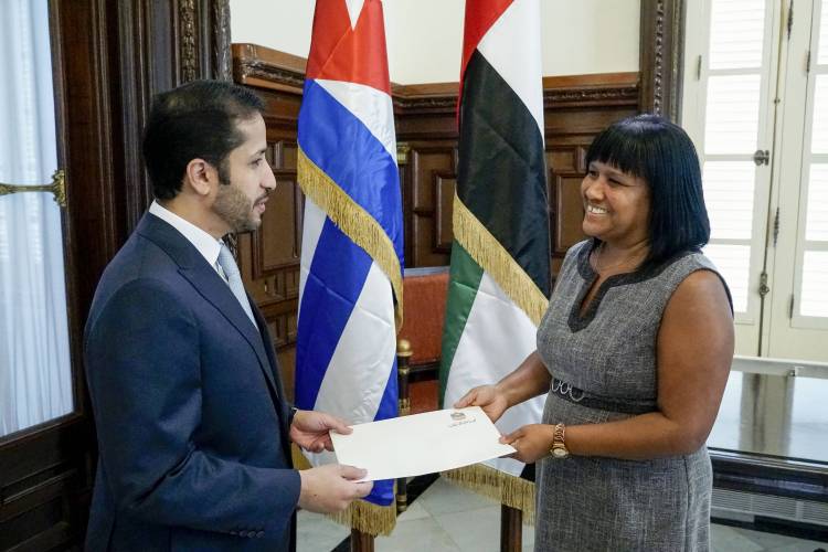 UAE Ambassador presents copy of credentials to Cuba's Deputy Minister of Foreign Affairs