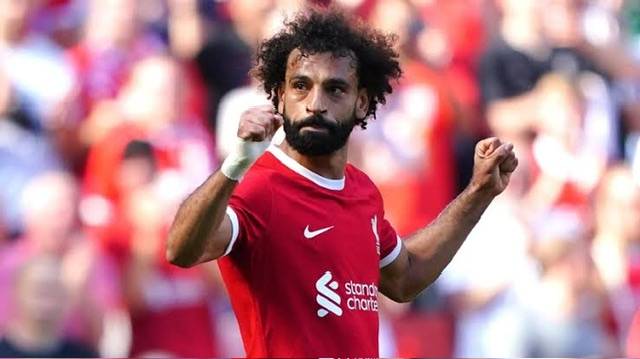 Liverpool 3-0 Aston Villa: Mo Salah scores amid Saudi interest