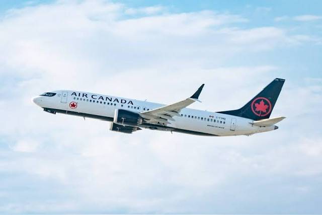 Canada Airlines apologizes after passengers told to sit in vomit-covered seats