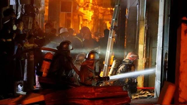 56 dead and dozens injured by a fire blaze in Vietnam Hanoi apartment