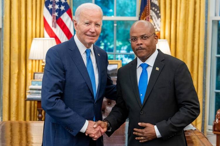 Grenada’s Ambassador to US presents credentials to President Biden
