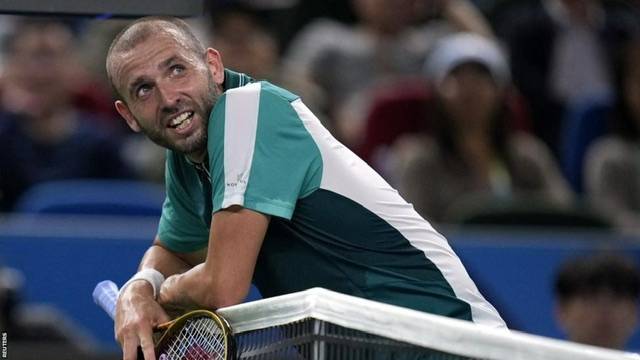 Dan Evans defeated by Carlos Alcaraz in third round at Shanghai Masters