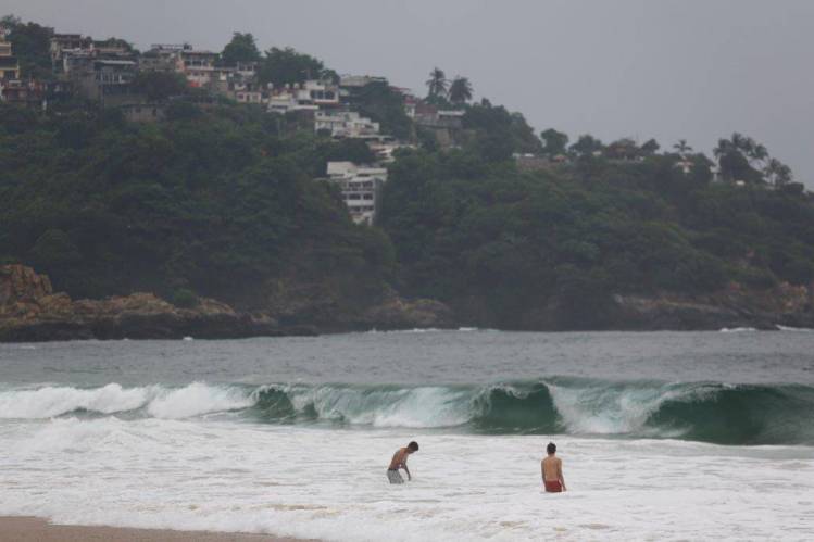 Hurricane Otis weakens over southern Mexico after battering Acapulco