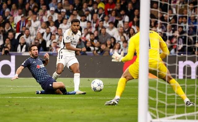 Real Madrid defeat Braga 3-0 to reach the last 16 in the Champions League