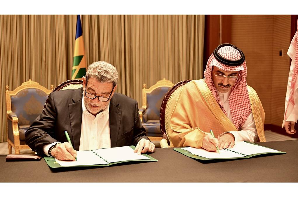 SVG PM signs MOU with Saudi Fund for Development