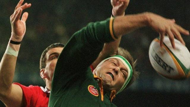 Former South Africa rugby star Hannes Strydom dies in car crash