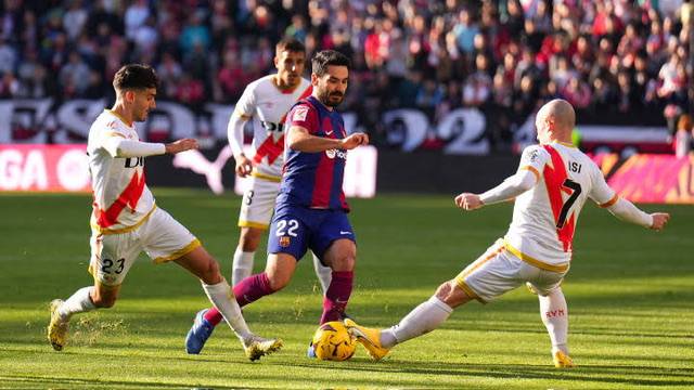 Rayo Vallecano 1-1 Barcelona: Late own goal rescues Barcelona in La Liga