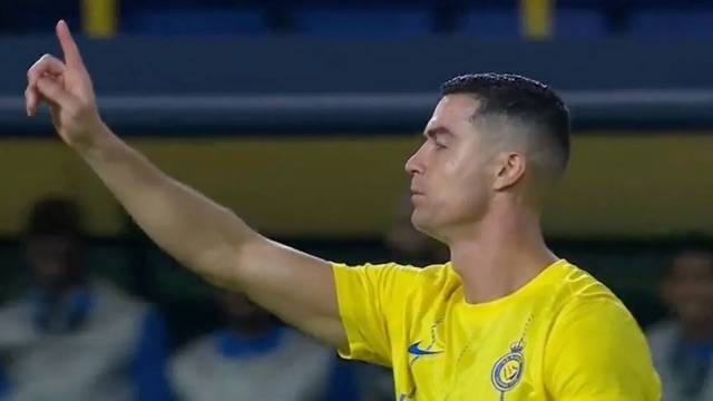 Al-Nassr striker Ronaldo asks referee to overturn penalty he won