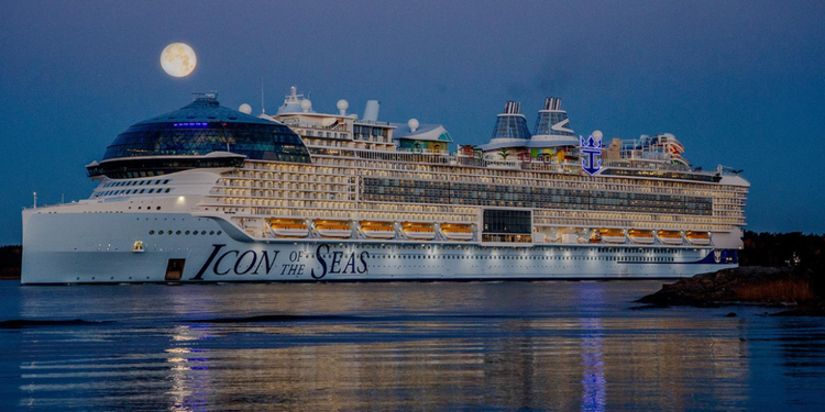Royal Caribbean Welcome the World's Largest Cruise Ship
