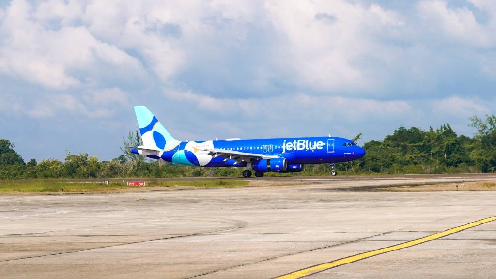 JetBlue begins service to Belize
