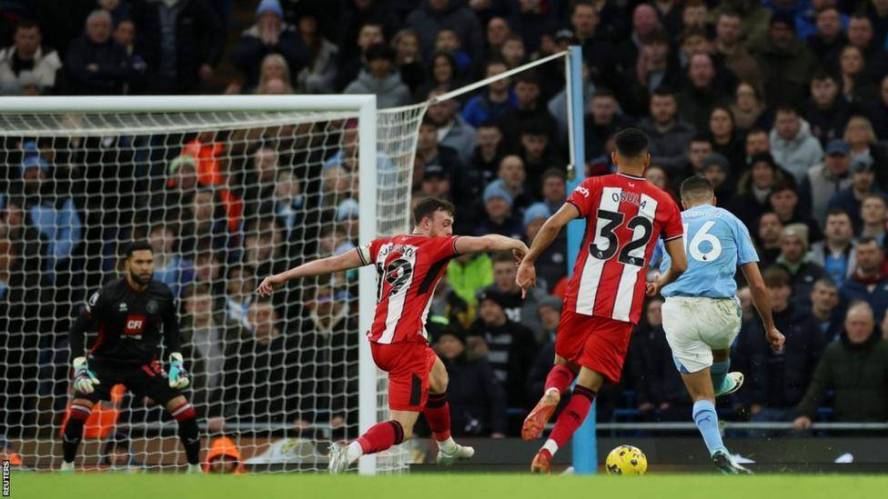 Manchester City finished a stellar year on a high note by defeating a battling Sheffield United