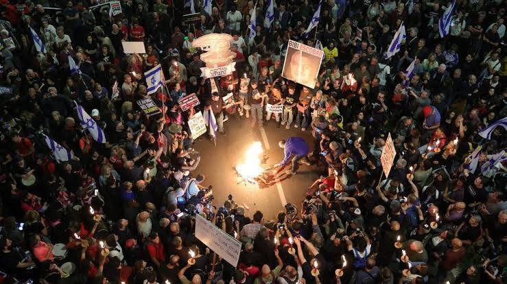 More than thousands of Israelis rally in Tel Aviv demanding Gaza hostage deal