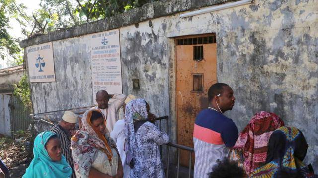 Dozens of prisoners in Comoros break out  of prison